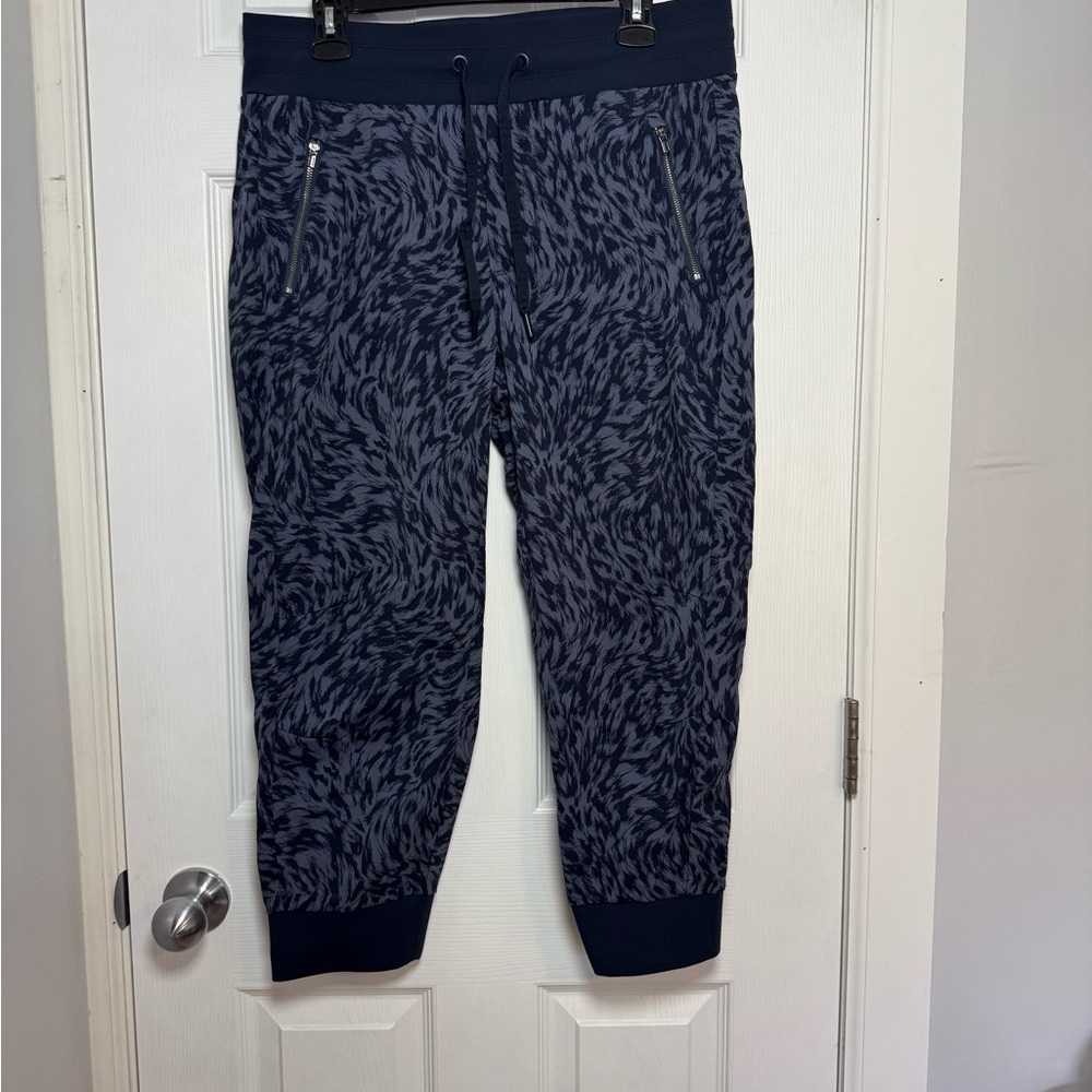 Athleta Trekkie North Jogger 12